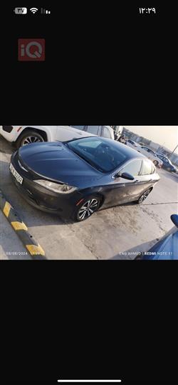 Chrysler 200